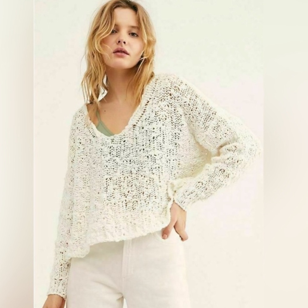 Free People Sunday shore sweater. Size L NWT
